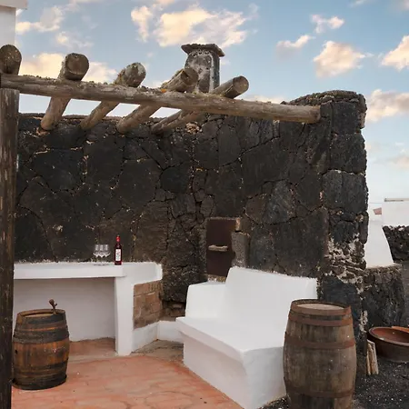 Villa Santa Rosa Tinajo Tinguaton